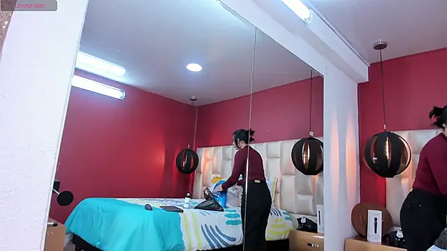 Snapshot of Brigith24 chatting on February 28, 4:35 am Brigith24 online show from February 28, 4:35 am