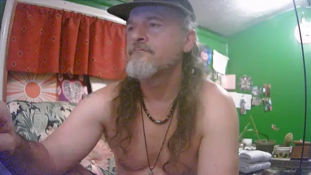 HippieDad333 online show from June 25, 5:07 am