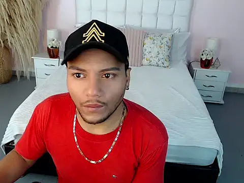 Max Rivers online show from October 16, 12:06 pm