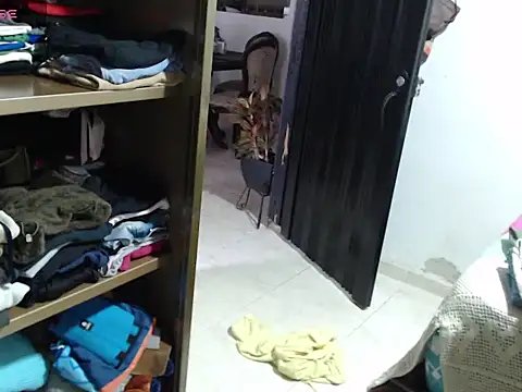 SaryBate online show from March 25, 8:37 pm