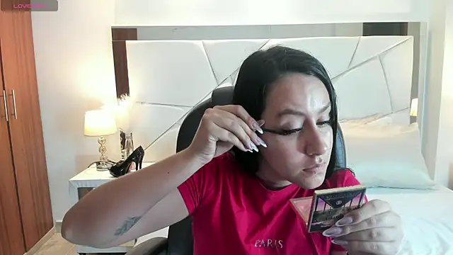 Snapshot of Natasha_Kiim_ chatting on May 3, 3:23 am Natasha Kiim online show from May 3, 3:23 am