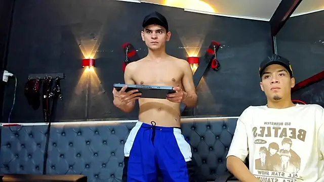 liam coleman25 online show from December 1, 4:17 am