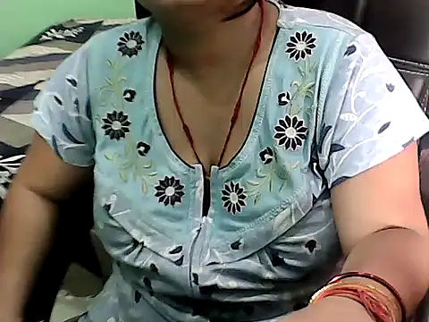 Snapshot of BABITA_KUMARII chatting on May 26, 4:58 pm BABITA KUMARII online show from May 26, 4:58 pm