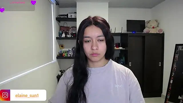 Snapshot of elaine_sun1 chatting on July 24, 10:30 pm elaine sun1 online show from July 24, 10:30 pm