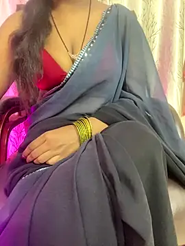 Snapshot of sweet-ananya23 chatting on October 6, 6:55 am sweet-ananya23 online show from October 6, 6:55 am