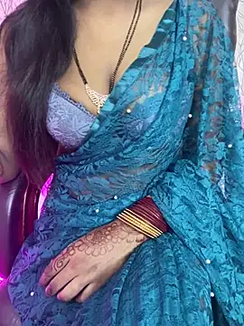 Snapshot of sweet-ananya23 chatting on October 13, 7:52 am sweet-ananya23 online show from October 13, 7:52 am