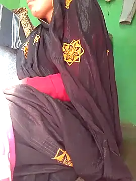 Snapshot of Hot_rieal6 chatting on February 21, 7:31 am Hot rieal6 online show from February 21, 7:31 am