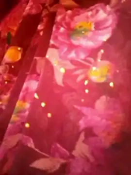 Snapshot of Hot_rieal6 chatting on March 16, 6:28 am Hot rieal6 online show from March 16, 6:28 am