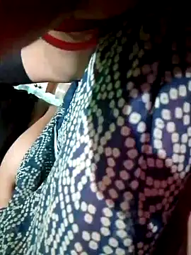 Snapshot of Hot_rieal6 chatting on April 7, 3:23 pm Hot rieal6 online show from April 7, 3:23 pm