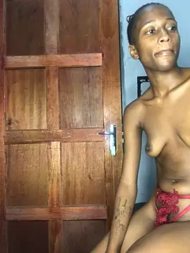 Snapshot of Caramel102004 chatting on February 26, 11:26 pm Caramel102004 online show from February 26, 11:26 pm