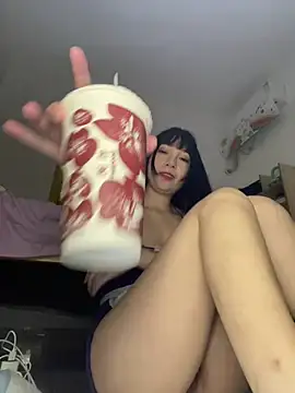 Snapshot of Xdouyaa chatting on March 12, 1:17 pm Xdouyaa online show from March 12, 1:17 pm