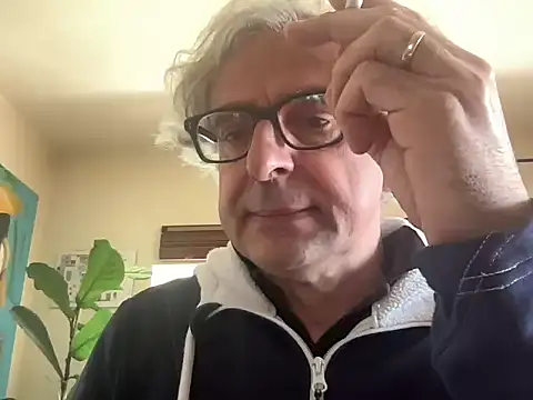 chtentation online show from February 25, 11:42 am