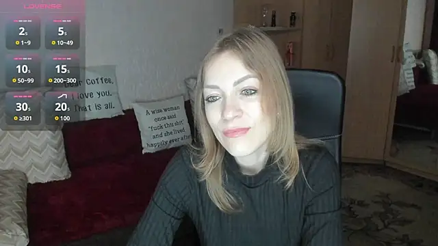 Tiffany Bates online show from April 14, 3:34 am