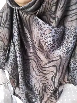 Miss Rose   online show from April 1, 5:30 am