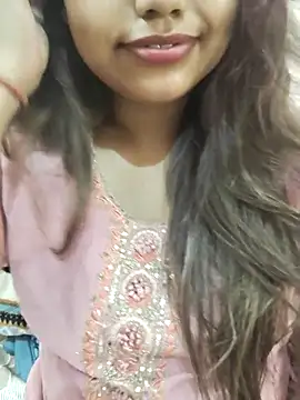 Snapshot of Miss_Rose__ chatting on May 12, 9:06 am Miss Rose online show from May 12, 9:06 am