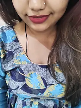 Snapshot of Miss_Rose__ chatting on May 14, 7:37 am Miss Rose online show from May 14, 7:37 am