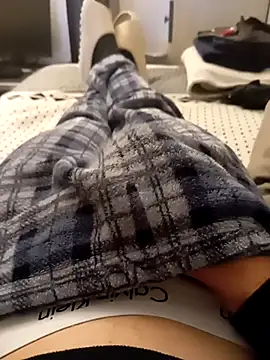 ruiiizz online show from March 25, 4:13 pm