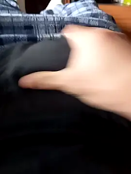 ruiiizz online show from April 18, 1:26 pm