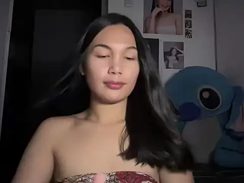 Snapshot of FelicityLincoln chatting on July 6, 7:05 pm FelicityLincoln online show from July 6, 7:05 pm