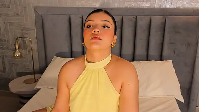 EmmaBlossom online show from April 3, 12:47 pm