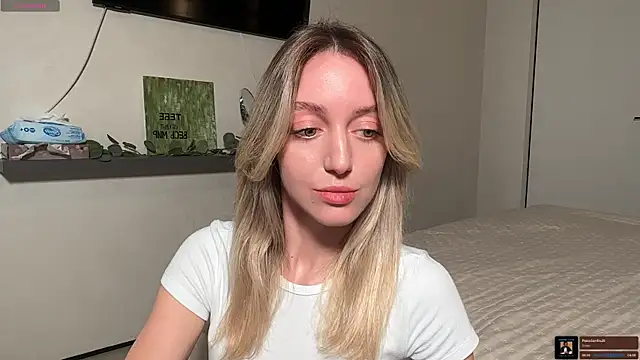 SophieBelll online show from November 13, 11:20 am