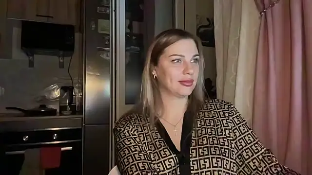 Moniraya online show from April 3, 7:23 pm