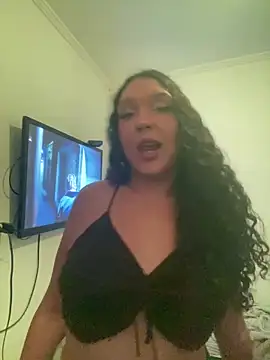 Snapshot of ellatransgirl chatting on October 15, 6:19 pm ellatransgirl online show from October 15, 6:19 pm