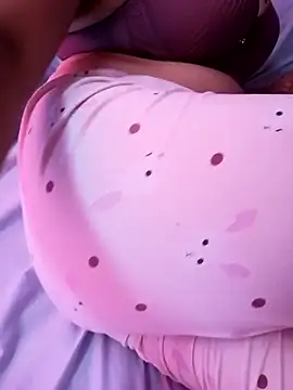 Snapshot of Valentina_morsh chatting on November 13, 6:07 pm Valentina morsh online show from November 13, 6:07 pm