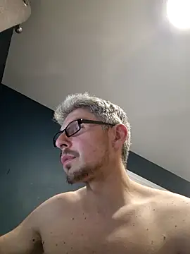 CerveniXXL online show from April 21, 7:28 pm