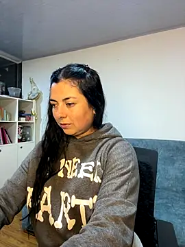 Snapshot of bianca_jhonsson chatting on October 20, 2:56 am bianca jhonsson online show from October 20, 2:56 am