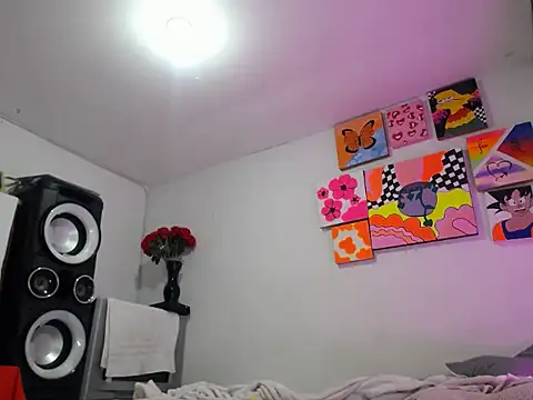 Nahomyyy online show from October 11, 11:42 am