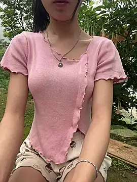 Snapshot of -mayhan11 chatting on June 28, 12:27 am -mayhan11 online show from June 28, 12:27 am