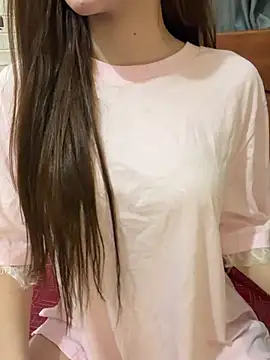 Snapshot of Quynhbabysexy chatting on July 6, 1:52 pm Quynhbabysexy online show from July 6, 1:52 pm