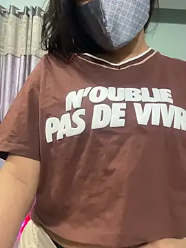 Lisa afreen online show from April 14, 5:13 am