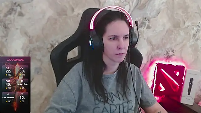 Irwi Tomboy online show from April 14, 12:22 pm