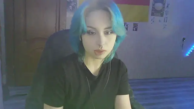 Snapshot of LeisaHopperstad chatting on February 8, 2:09 pm LeisaHopperstad online show from February 8, 2:09 pm