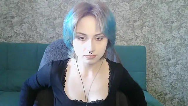 LeisaHopperstad online show from March 28, 2:16 pm