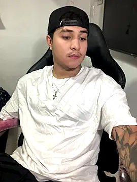 loki32men online show from October 3, 3:25 am