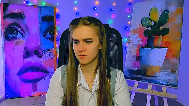 JuneWoods online show from February 26, 7:18 am