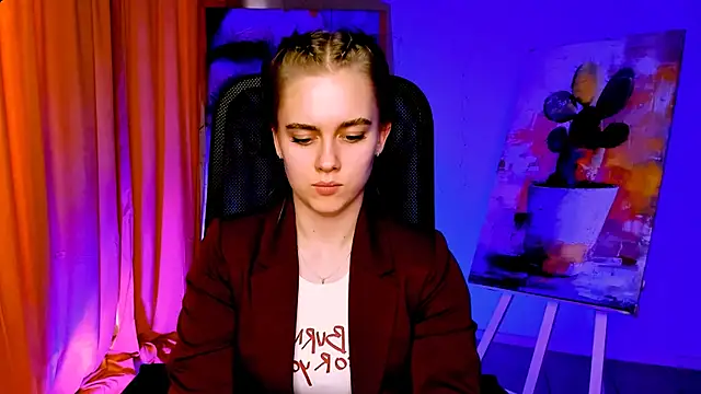 JuneWoods online show from March 30, 2:29 pm