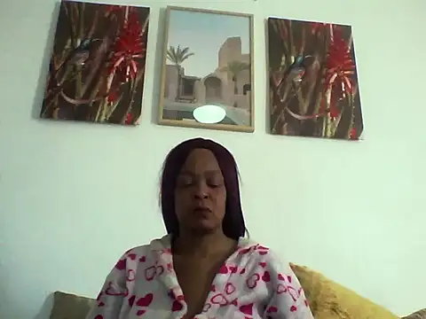 Snapshot of Blacksashaxx chatting on October 6, 6:11 am Blacksashaxx online show from October 6, 6:11 am