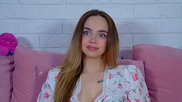 AnitaVenture online show from April 9, 4:23 am