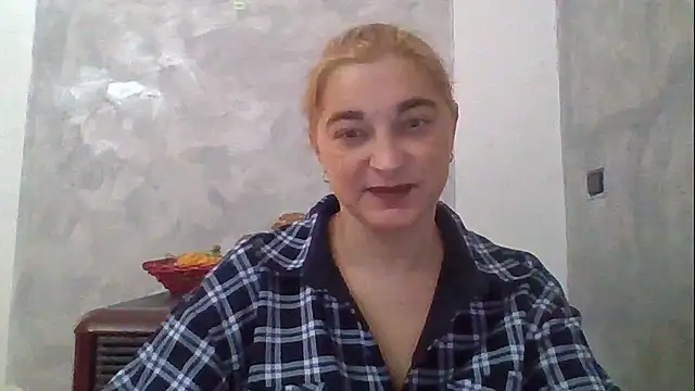 GoldenAngelMilf online show from January 7, 11:45 am