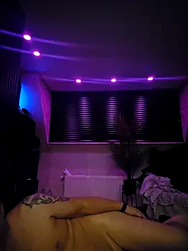 Snapshot of WhimsicalBirdette chatting on September 28, 8:25 pm WhimsicalBirdette online show from September 28, 8:25 pm