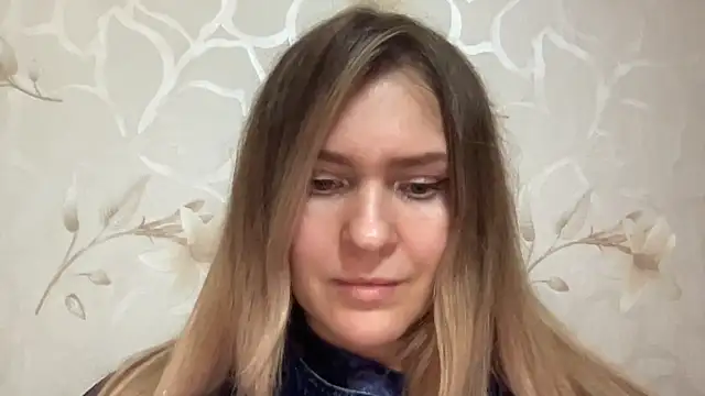 Snapshot of Milysoren chatting on February 16, 6:37 pm Milysoren online show from February 16, 6:37 pm