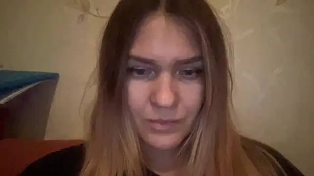 Snapshot of Milysoren chatting on February 17, 4:57 pm Milysoren online show from February 17, 4:57 pm