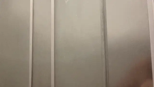 Snapshot of Milysoren chatting on February 23, 5:49 am Milysoren online show from February 23, 5:49 am