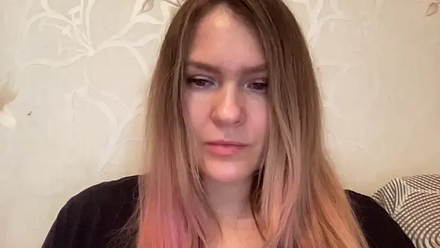 Snapshot of Milysoren chatting on March 1, 6:54 pm Milysoren online show from March 1, 6:54 pm