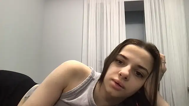 Snapshot of Venarosse chatting on May 25, 4:24 pm Venarosse online show from May 25, 4:24 pm