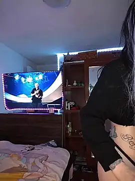 pinklajokr online show from April 1, 1:34 pm